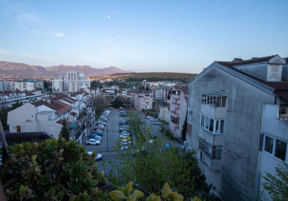 Cushy Apartment Close To City Centre Ποντγορίτσα Εξωτερικό φωτογραφία